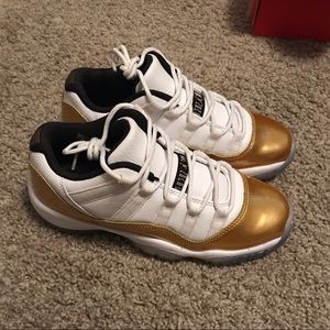 Gold 11 lows